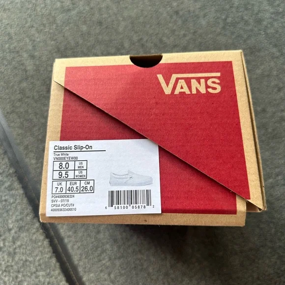 Vans Men's White Slip-On Shoes - Picture 3 of 3
